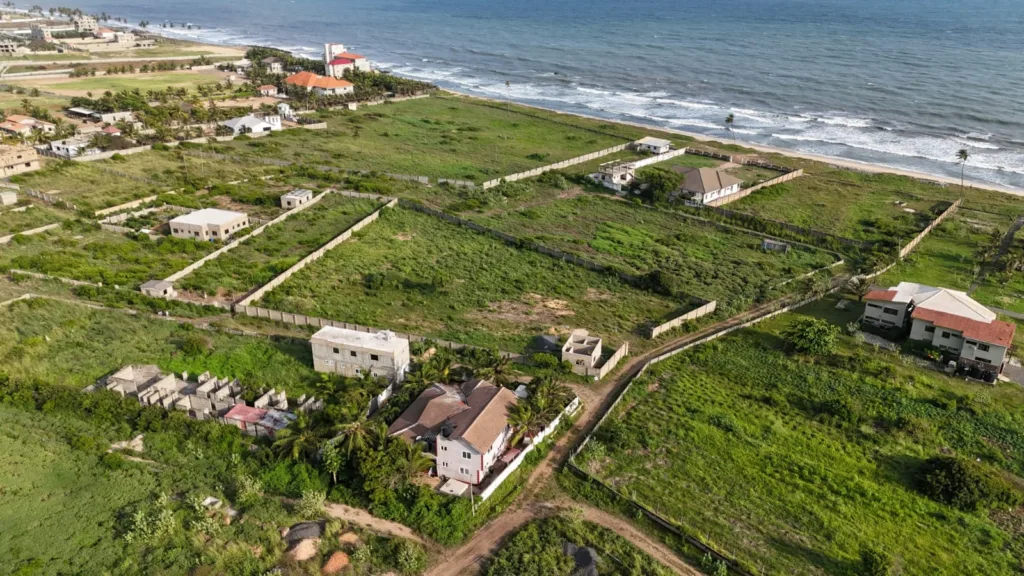 Pros and cons of buying land.